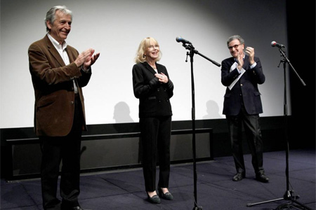 Costa-Gavras, Bulle Ogier et Serge Toubiana lors de la soirée d’ouverture de la rétrospective le 9 mai 2012 à La Cinémathèque française